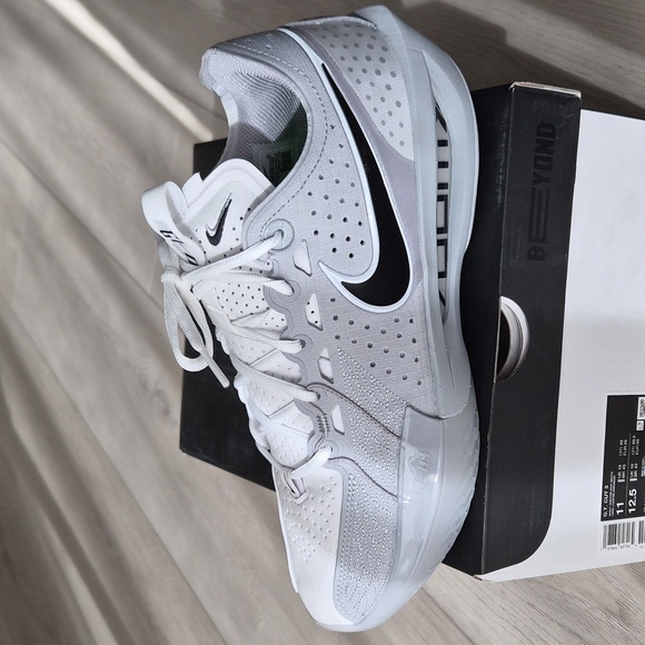 Nike G.T CUT 3 Wolf Grey/Black-White - Picture 3 of 10